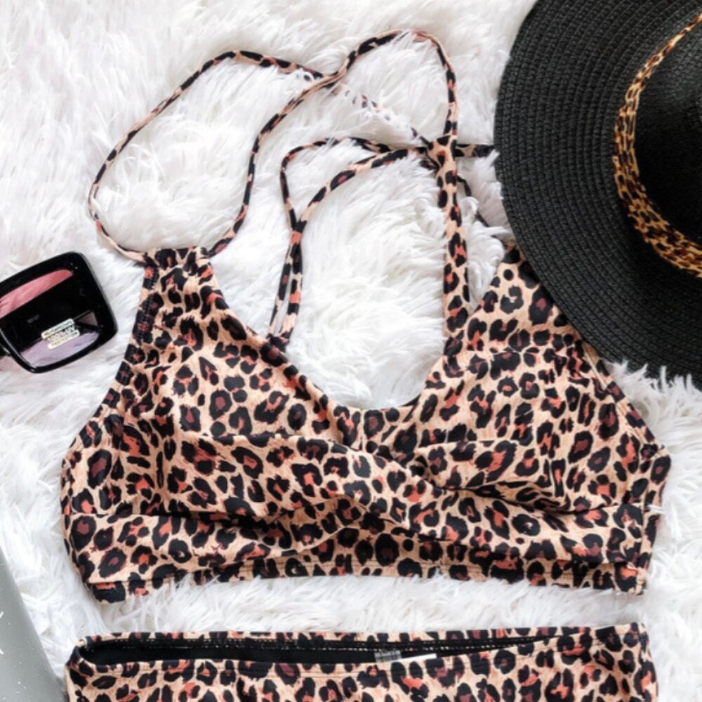 NWT Mack & Mal Leopard Tie Back Bikini Top